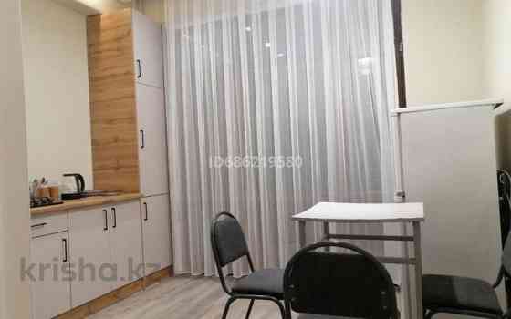 1-комнатная квартира, 38 м², 2/3 этаж посуточно, Батырбекова 20 Туркестан