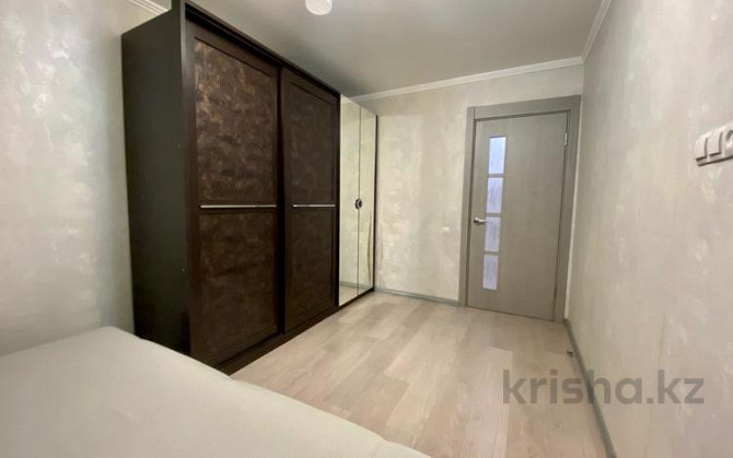 4-комнатная квартира, 95 м², 1 этаж посуточно, Кабанбай Батыра — Казахстан Усть-Каменогорск - изображение 8