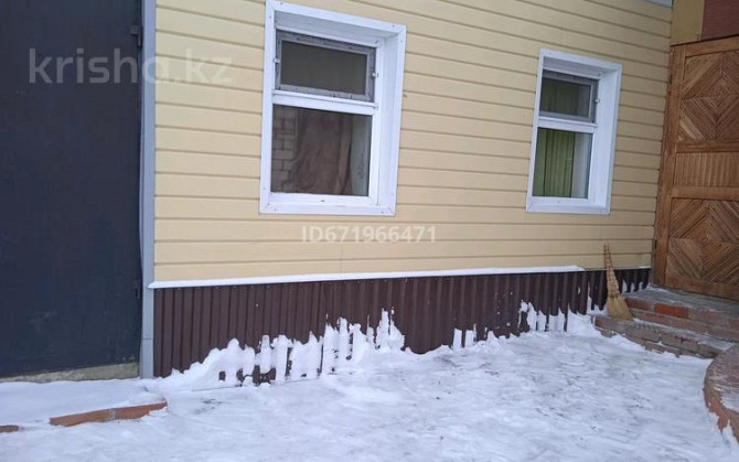 3-комнатная квартира, 48 м², 1/1 этаж посуточно, Интернациональная 32 — Кунаева Щучинск - изображение 1