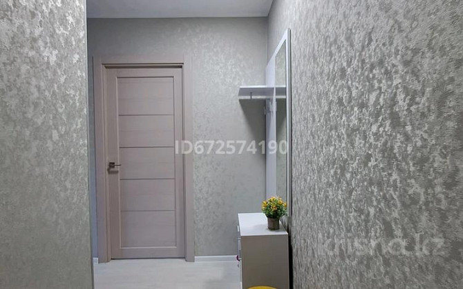 1-комнатная квартира, 36 м², 3/5 этаж посуточно, 3 микрорайон 7 — Огонёк Риддер - изображение 2