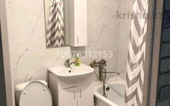 2-комнатная квартира, 50 м², 1/5 этаж посуточно, Салтанат Тараз - изображение 7