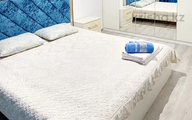 1-комнатная квартира, 50 м², 3/9 этаж посуточно, Желтоксан 11в — Площадь Кызылорда - изображение 3