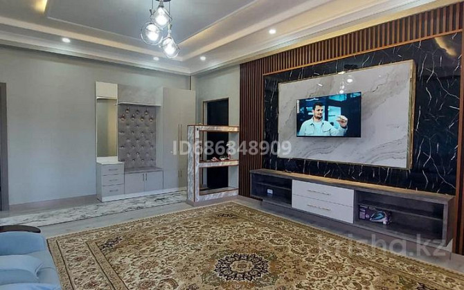 2-комнатная квартира, 60 м², 3/3 этаж посуточно, Батырбекова 12 Туркестан - изображение 1