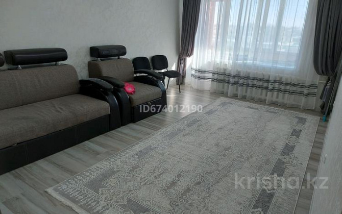 3-комнатная квартира, 80 м², 3/3 этаж посуточно, Мира 42  - изображение 1