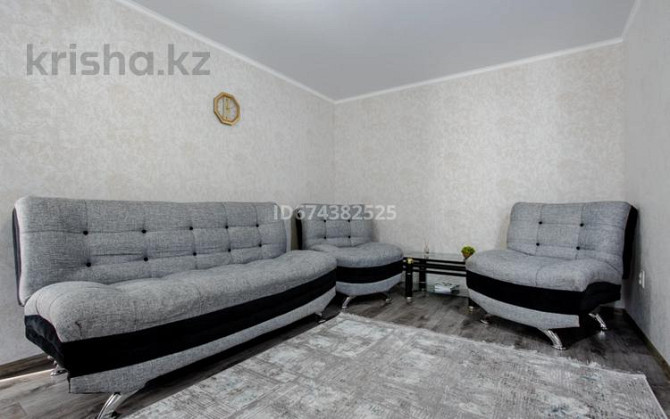 2-комнатная квартира, 45 м², 2/4 этаж посуточно, Пушкина 65 Костанай - изображение 3