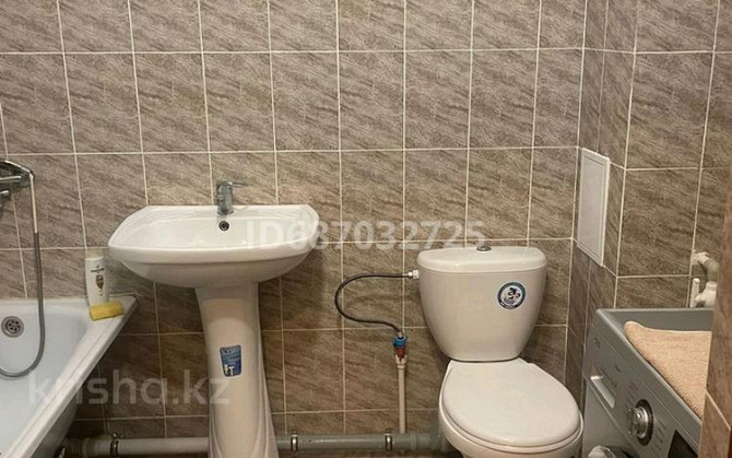 1-комнатная квартира, 45 м², 5/7 этаж посуточно, 18 — Находиться возле Саттарханова Туркестан - изображение 5