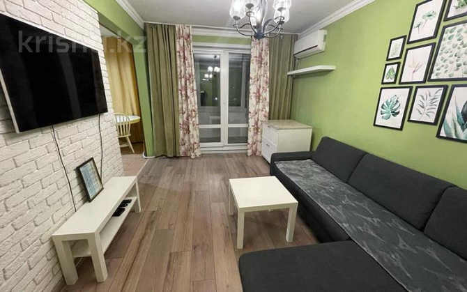 3-комнатная квартира, 73 м², 5/5 этаж посуточно, улица Льва Толстого 12 Усть-Каменогорск - изображение 2