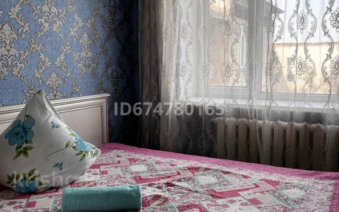 2-комнатная квартира, 45 м², 4/5 этаж посуточно, Сулейманова 16 — Желтоксан Тараз - изображение 1