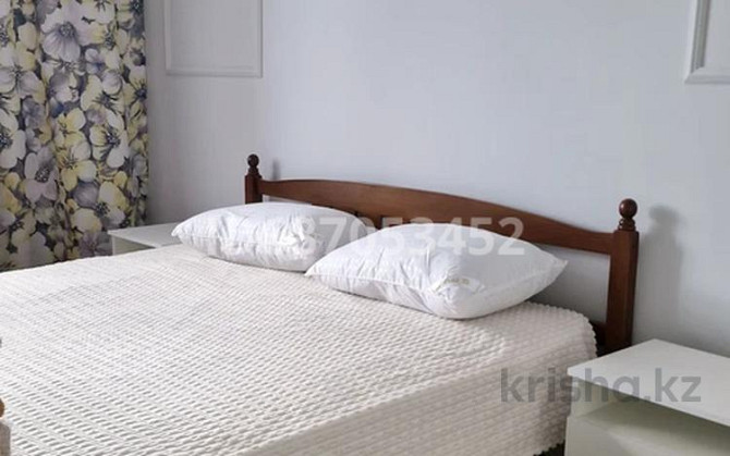 2-комнатная квартира, 70 м², 8/9 этаж посуточно, Ауезова 189 Б — Ресторан Казахстан Кокшетау - изображение 1
