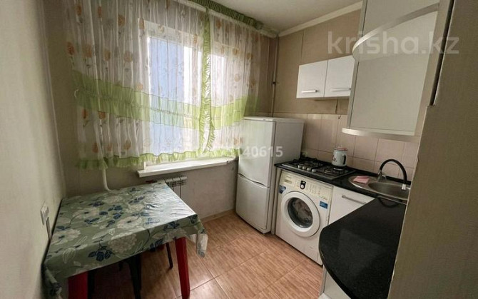 2-комнатная квартира, 33 м², 3/5 этаж посуточно, Казахстанская 133/141 — Толебаева Талдыкорган - изображение 4