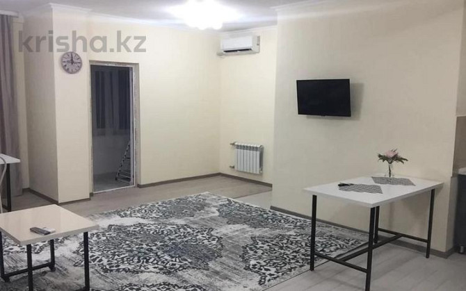 3-комнатная квартира, 80 м², 12/19 этаж посуточно, Микрорайон 7 а 20 Актау - изображение 2