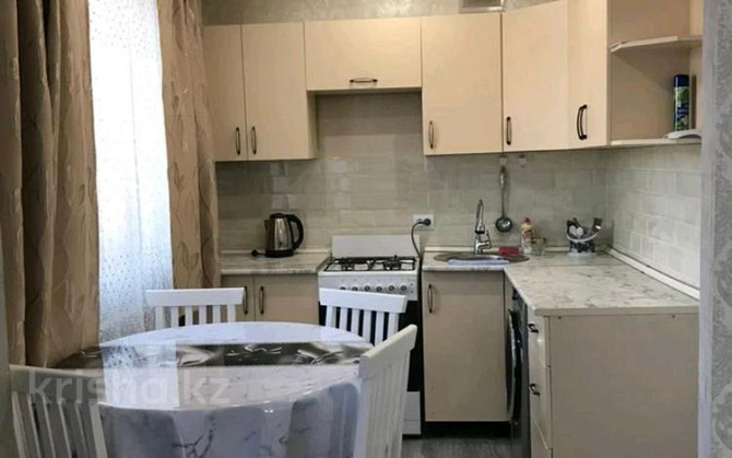2-комнатная квартира, 60 м², 3/5 этаж посуточно, Мкр Жетысу 6 — Назарбаева Талдыкорган - изображение 7
