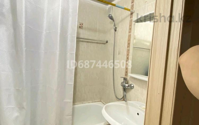 2-комнатная квартира, 49 м², 3/9 этаж посуточно, Шугаева Семей - изображение 8