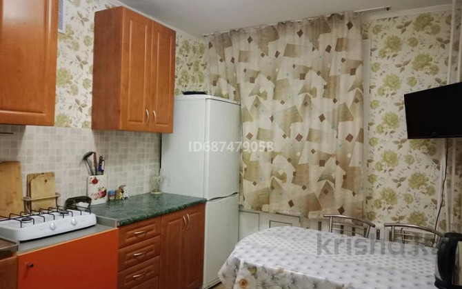 3-комнатная квартира, 63 м², 1/9 этаж посуточно, 5 12 — проспект Лунный Stepnogorskoye - photo 2