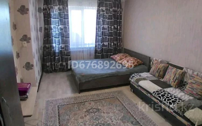 1-комнатная квартира, 38 м², 3/5 этаж посуточно, Назарбаева 139 — Желтоксан Талдыкорган - изображение 1