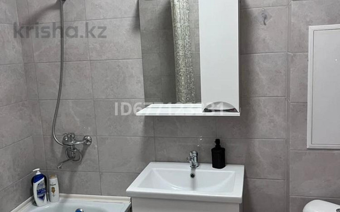 2-комнатная квартира, 75 м², 9/9 этаж посуточно, Толстого 25 — Каирбекова Костанай - изображение 8