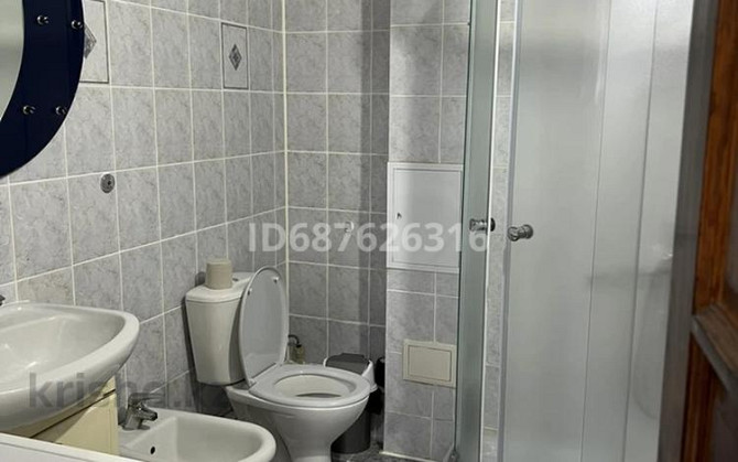 1-комнатная квартира, 42 м², 6/9 этаж посуточно, мкр 12 — Сити центр Актобе - изображение 5