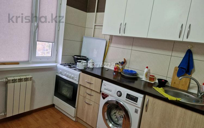 2-комнатная квартира, 45 м², 3/5 этаж посуточно, мкр Центральный, ул Махамбета Атырау - изображение 4