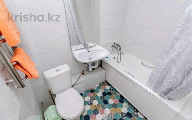 3-комнатная квартира, 60 м², 4/4 этаж посуточно, Абиша Кекилбайулы 28 Алматы - изображение 8