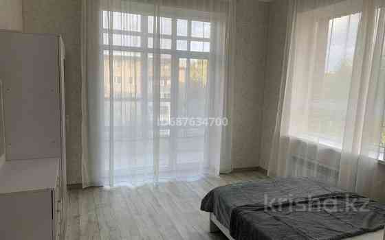 2-комнатная квартира, 67 м², 3/5 этаж посуточно, мкр Юго-Восток, Волочаевская 35/2 Караганда