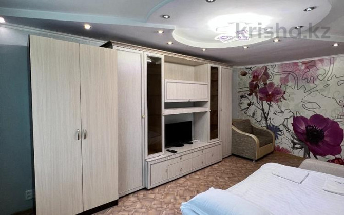 1-комнатная квартира, 30 м², 3 этаж посуточно, Дюсембекова 53 Karagandy - photo 1
