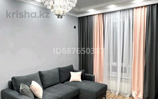 2-комнатная квартира, 58 м², 3/16 этаж посуточно, мкр Самал-1 9/2 — ТРЦ Достык Плаза Almaty - изображение 2