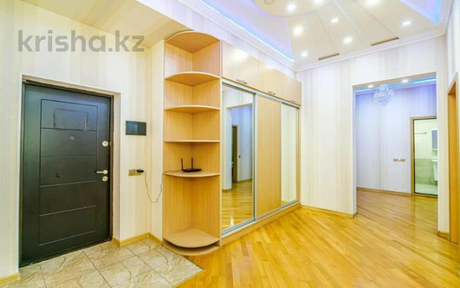 3-комнатная квартира, 100 м², 5/5 этаж посуточно, Проспект достык 114 70 Almaty - photo 4
