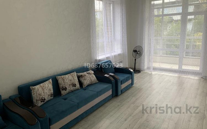 2-комнатная квартира, 67 м², 3/5 этаж посуточно, мкр Юго-Восток, Дюсембекова Караганда - изображение 1