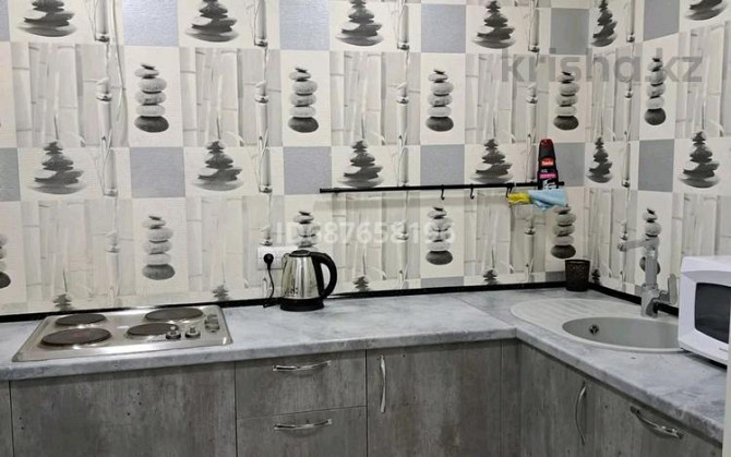 1-комнатная квартира, 30 м², 2/5 этаж посуточно, Бектурова 71 — Лермонтова - Бектурова Павлодар - изображение 3