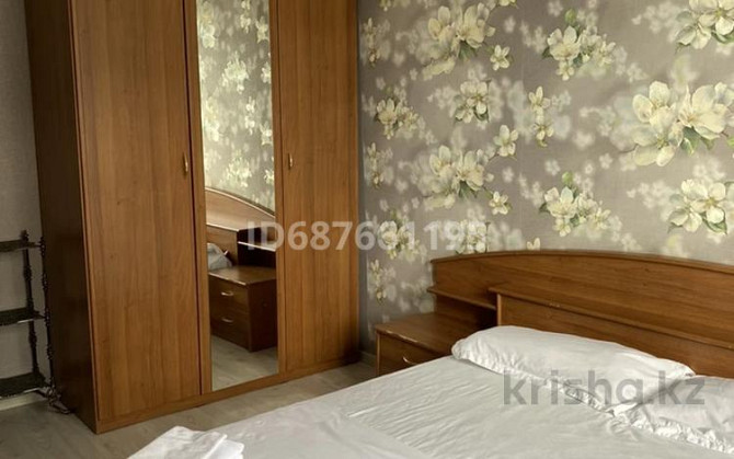 2-комнатная квартира, 60 м², 4/9 этаж посуточно, Сатпаева 2 — 888 Усть-Каменогорск - изображение 2
