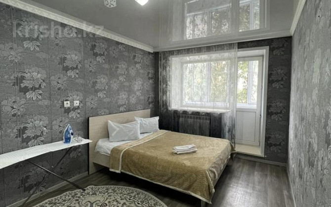 2-комнатная квартира, 60 м², 3/5 этаж посуточно, 1-й микрорайон, Баймагамбетова 164 — Атриум. Костанай - изображение 2