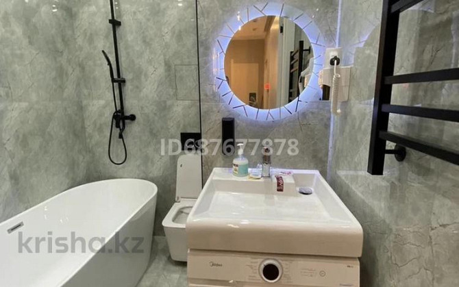 1-комнатная квартира, 45 м², 4/9 этаж посуточно, Достык 10 Астана - изображение 2