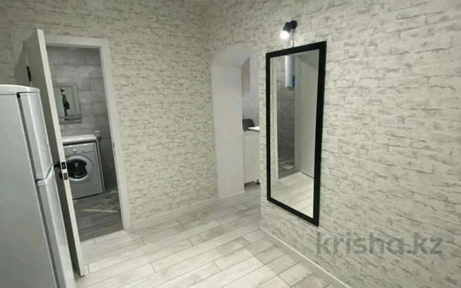 2-комнатная квартира, 52 м², 10/10 этаж посуточно, мкр Юго-Восток, Муканова — Наркология. Поликлиник Караганда - изображение 7