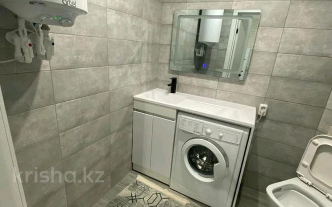 2-комнатная квартира, 52 м², 10/10 этаж посуточно, мкр Юго-Восток, Муканова — Наркология. Поликлиник Караганда - изображение 3