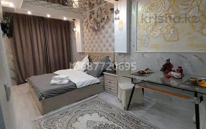 2-комнатная квартира, 72 м², 1/5 этаж посуточно, Назарбаева 63/1 Усть-Каменогорск - изображение 3