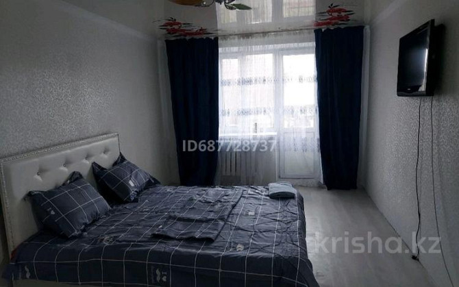 1-комнатная квартира, 30 м², 3/4 этаж посуточно, Аскарова 4 — Арбат, киал алеми, площад Шымкент - изображение 1