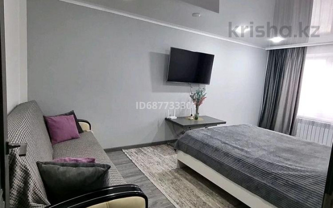 1-комнатная квартира, 42 м², 1/5 этаж посуточно, Чехова, Каженбаев 3 Atyrau - photo 1