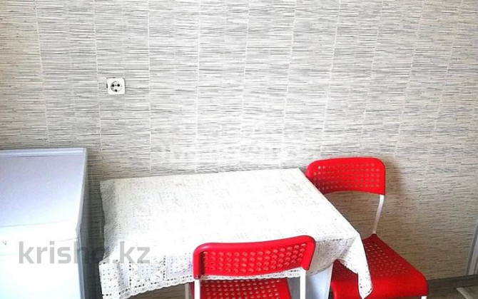1-комнатная квартира, 32 м², 2/4 этаж посуточно, Майлина 43 Костанай - изображение 7