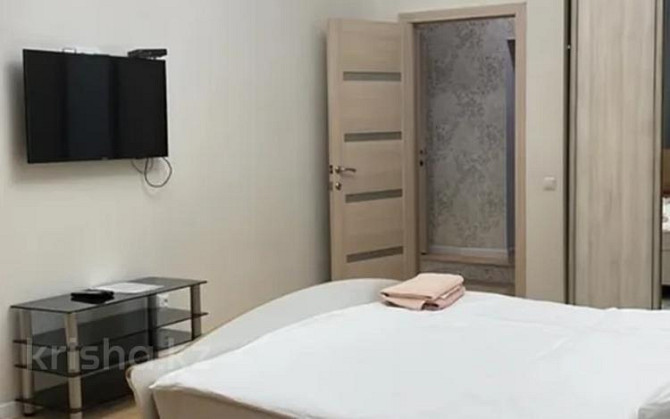 1-комнатная квартира, 46 м², 2/9 этаж посуточно, мкр. Батыс-2 14в Актобе - изображение 5