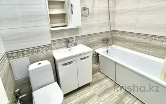 1-комнатная квартира, 60 м² посуточно, мкр 11 1 Актобе - изображение 1