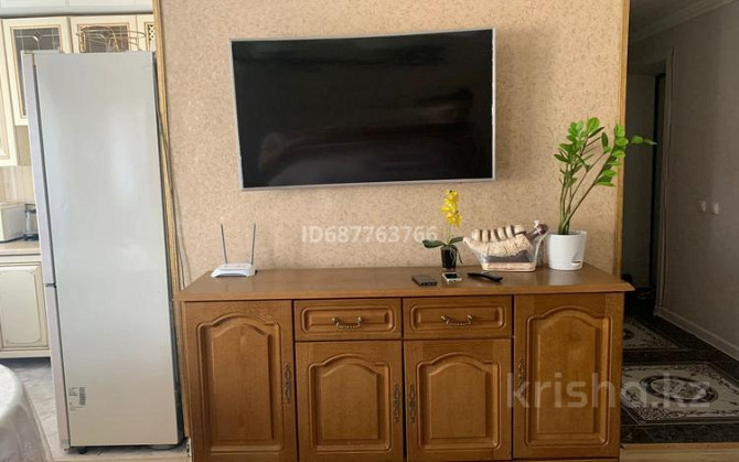 1-комнатная квартира, 36 м², 3/5 этаж посуточно, Казахстан 80 — Кабанбай батыра Усть-Каменогорск - изображение 1
