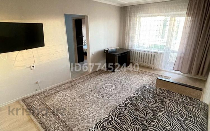 2-комнатная квартира, 60 м² посуточно, Казыбек би 14 Усть-Каменогорск - изображение 1