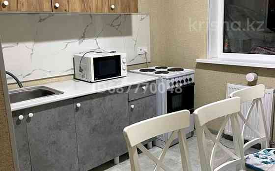 1-комнатная квартира, 40 м², 21/22 этаж посуточно, Роза Багланова 6 — Туран- Керей Жанибек Астана