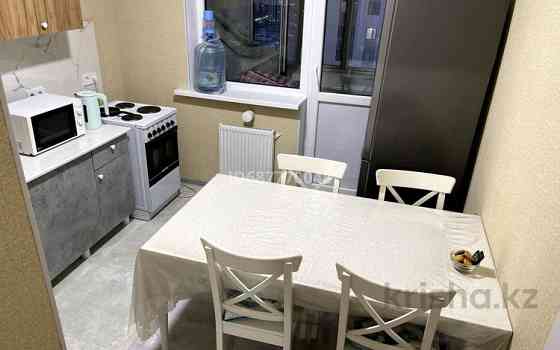 1-комнатная квартира, 40 м², 21/22 этаж посуточно, Роза Багланова 6 — Туран- Керей Жанибек Астана