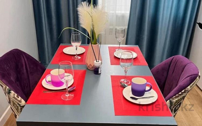 1-комнатная квартира, 46 м², 2/5 этаж посуточно, мкр. Батыс-2, Мустафы Шокая 48к1 Aqtobe - photo 3