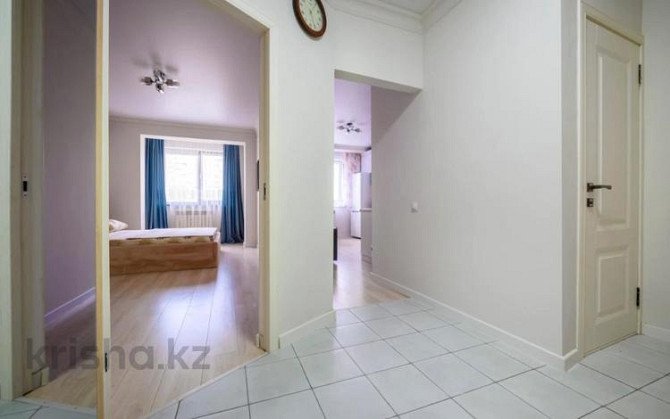 1-комнатная квартира, 46 м², 2/5 этаж посуточно, мкр. Батыс-2, проспект Тауелсиздик 2 Aqtobe - photo 3
