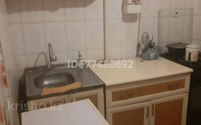 1-комнатная квартира, 30 м², 1/5 этаж посуточно, 4 микрорайон Тараз - изображение 3