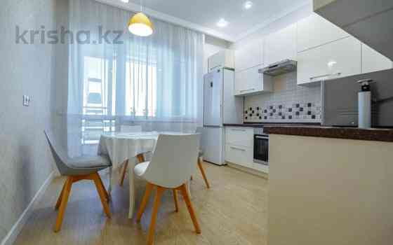 1-комнатная квартира, 46 м², 2/5 этаж посуточно, мкр. Батыс-2, проспект Алии Молдагуловой 46вк2 Актобе