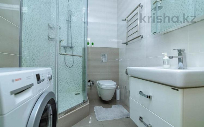 1-комнатная квартира, 46 м², 2/5 этаж посуточно, мкр. Батыс-2, проспект Алии Молдагуловой 46вк2 Aqtobe - photo 7