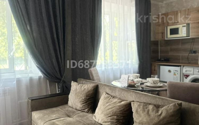 1-комнатная квартира, 28 м², 1/5 этаж посуточно, Республики 53/4 Темиртау - изображение 3